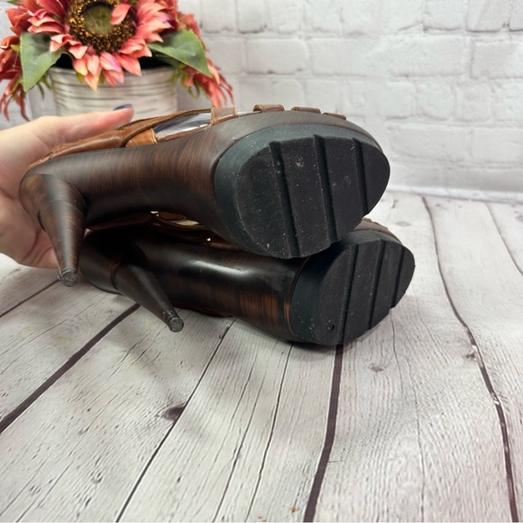 staurt weitzman spray saddle old west calf sandal platform high Heel womens 9 M - Picture 6 of 10